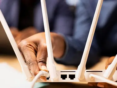 Powering connections 1 Powering connections